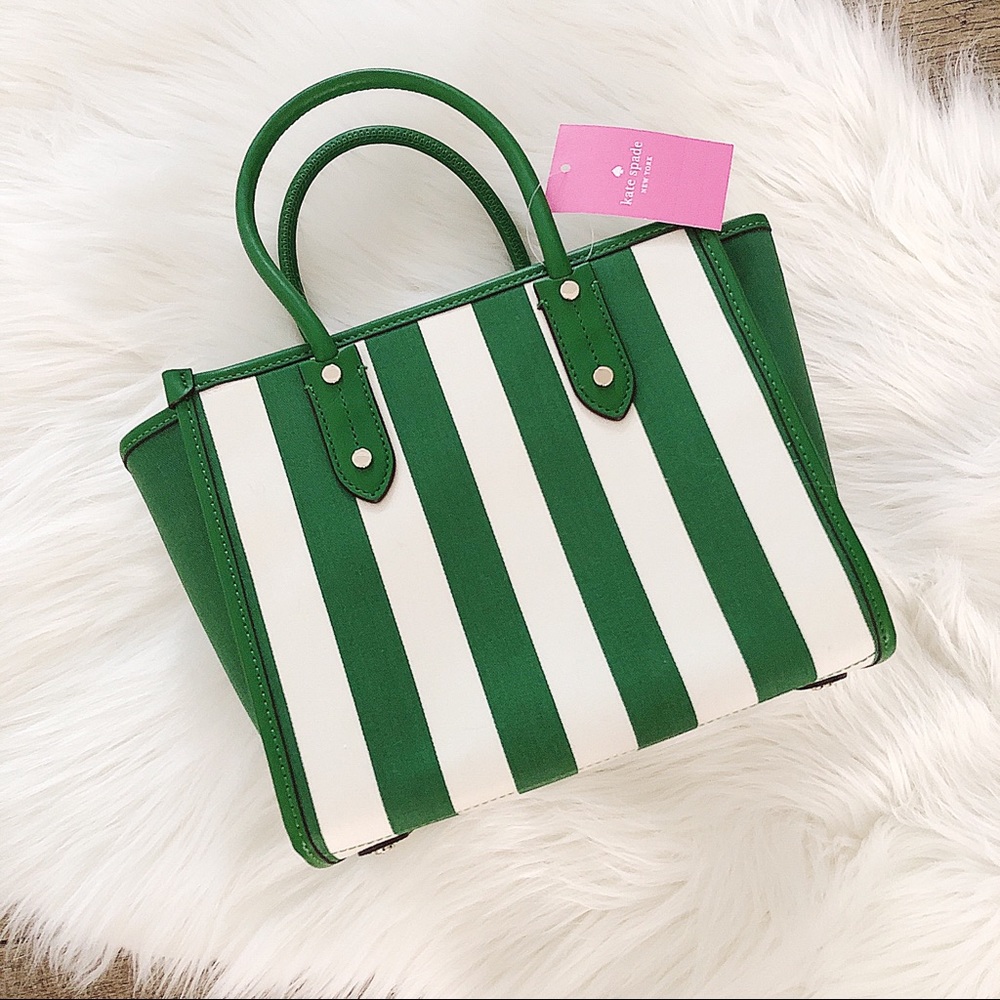 ‼️SOLD‼️💕Ella Small Tote💕 - Picture 2 of 6
